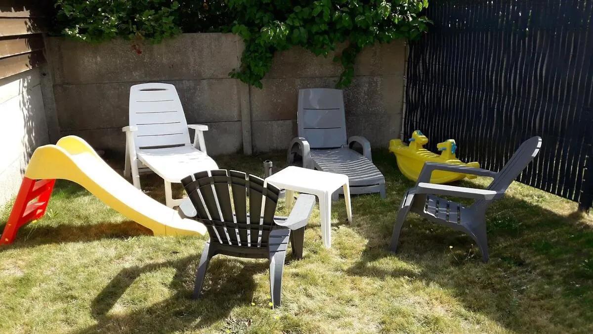 Maison Pleubian 2Kms De La Mer -6 Pers Avec Jardin 0*,  Francia